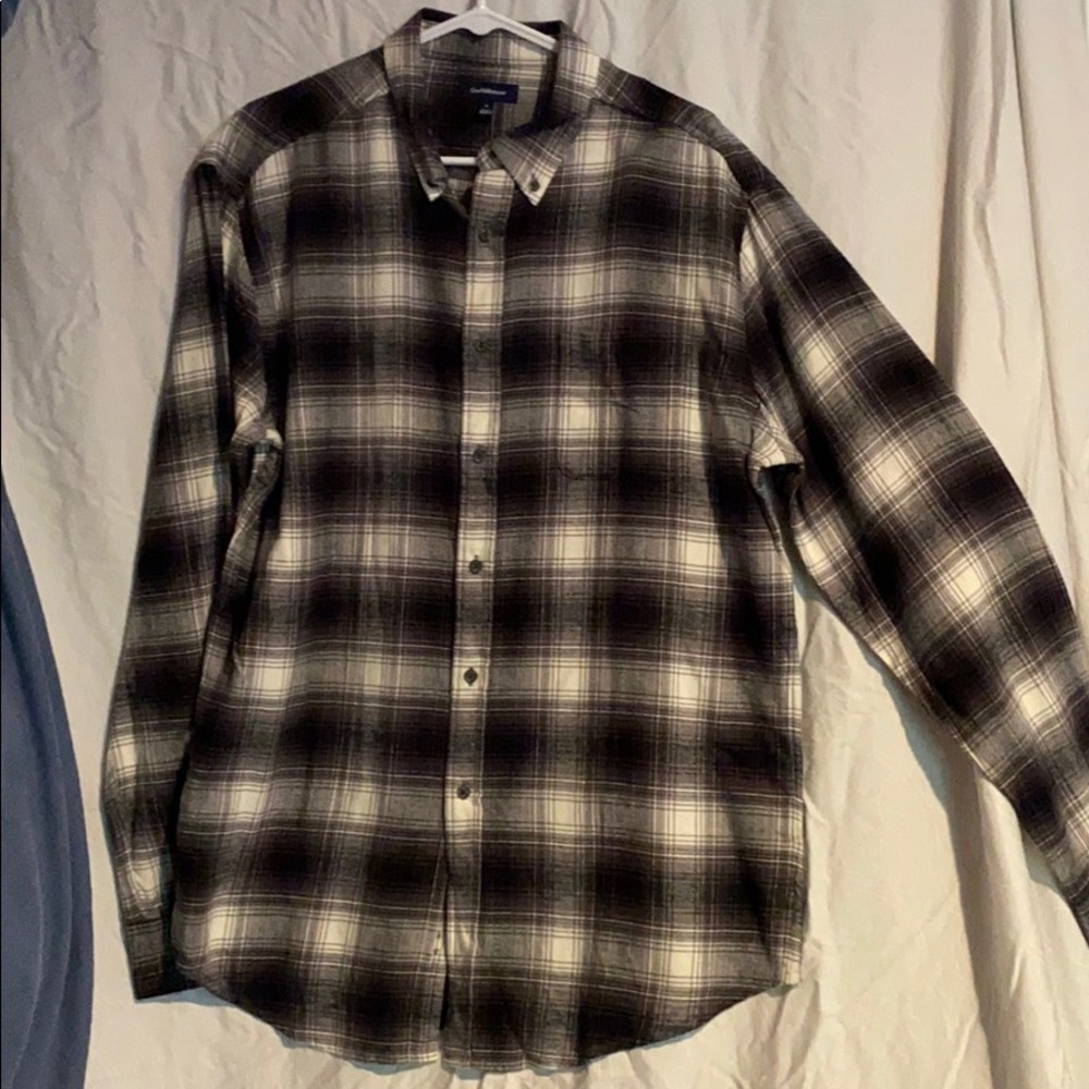 Long sleeve casual button down
